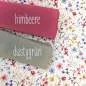 Preview: Baumwolljersey Stoff mit Fingerhutblumeund Mohnblüten in zarten Farben auf weißem Hintergrund