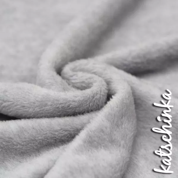 Baumwollfleece kaufen, Sherpa Stoff, Baumwollfleece nähen, Fleece Stoff online, weicher Stoff für Kleidung, Baumwollfleece Meterware, kuscheliger Stoff nähen, Sherpa Fleece kombinieren, Nähideen Baumwollfleece