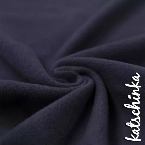 Baumwollfleece kaufen, Sherpa Stoff, Baumwollfleece nähen, Fleece Stoff online, weicher Stoff für Kleidung, Baumwollfleece Meterware, kuscheliger Stoff nähen, Sherpa Fleece kombinieren, Nähideen Baumwollfleece