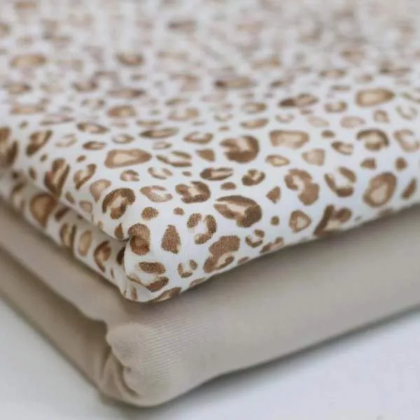 Kinder Jersey Stoff mit Leomuster– elastischer Baumwollstoff für Baby- und Kinderbekleidung