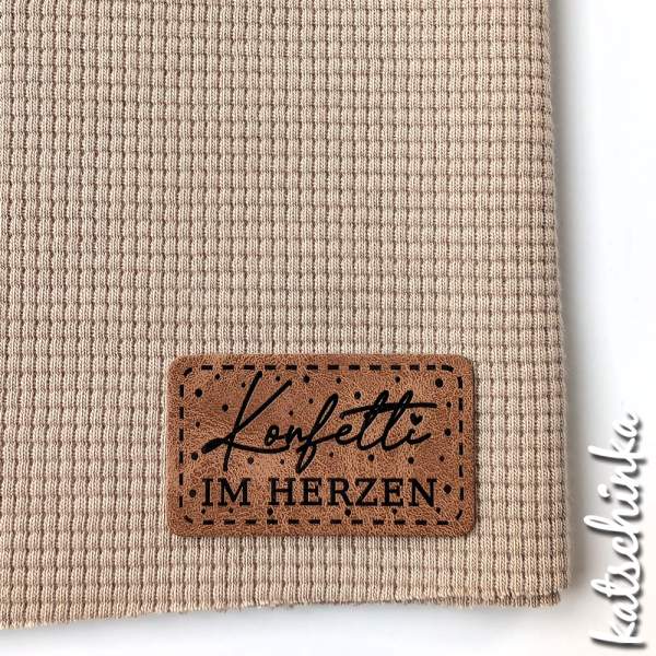 Kunstleder Label aufbügelbar / Aufnäher - Konfetti im Herzen