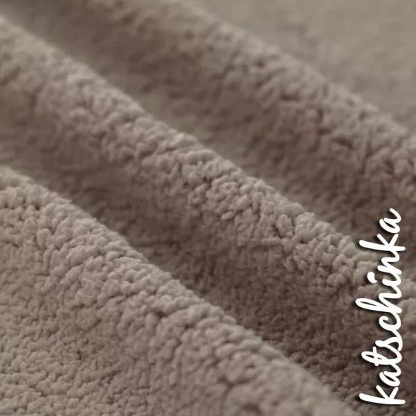 teddystoff meterware kaufen, weicher teddystoff online, teddyplüsch stoff für babydecke, teddystoff für jacken nähen, plüschstoff für winterkleidung, fleece stoff für nähprojekte, teddystoff für accessoires, meterware teddystoff online shop, teddystoff fü