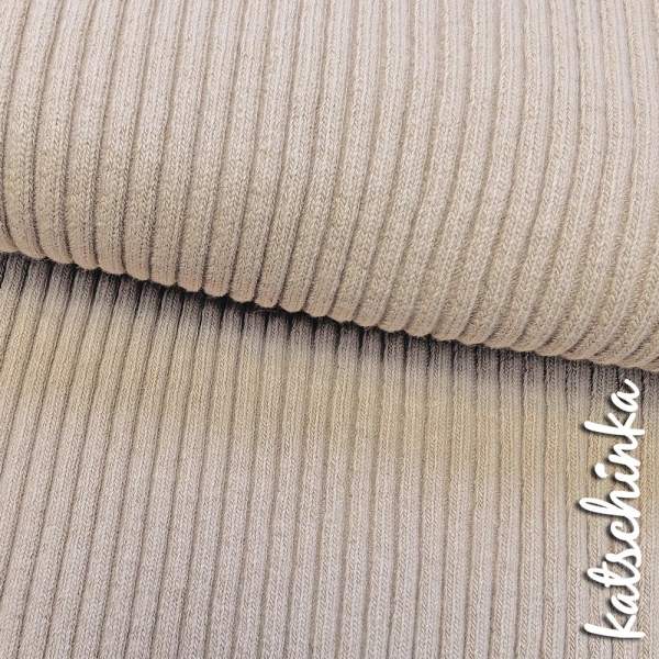 Detailaufnahme helles taupe Grobstrick Bündchen mit elastischer, gerippter Struktur