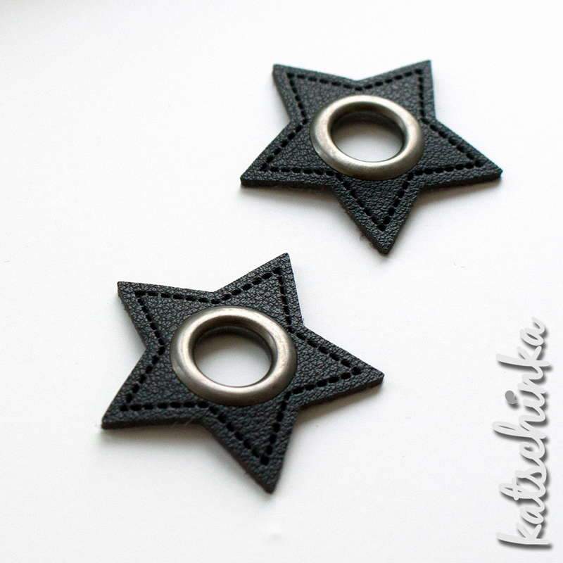 #Ösenpatches, Ösen auf schwarzem Kunstleder | Stern altsiber 11 mm | 2er