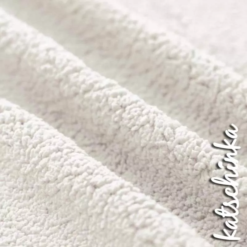teddystoff meterware kaufen, weicher teddystoff online, teddyplüsch stoff für babydecke, teddystoff für jacken nähen, plüschstoff für winterkleidung, fleece stoff für nähprojekte, teddystoff für accessoires, meterware teddystoff online shop, teddystoff fü