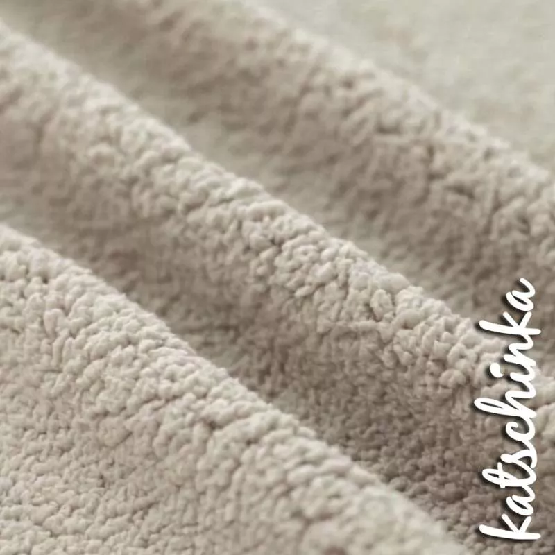 teddystoff meterware kaufen, weicher teddystoff online, teddyplüsch stoff für babydecke, teddystoff für jacken nähen, plüschstoff für winterkleidung, fleece stoff für nähprojekte, teddystoff für accessoires, meterware teddystoff online shop, teddystoff fü
