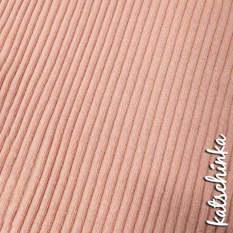 Detailaufnahme hellrosa nude Grobstrick Bündchen mit elastischer, gerippter Struktur