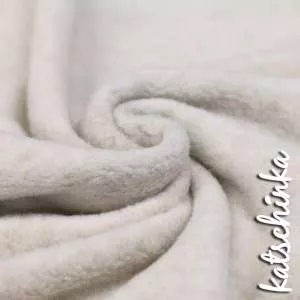 Baumwollfleece kaufen, Sherpa Stoff, Baumwollfleece nähen, Fleece Stoff online, weicher Stoff für Kleidung, Baumwollfleece Meterware, kuscheliger Stoff nähen, Sherpa Fleece kombinieren, Nähideen Baumwollfleece