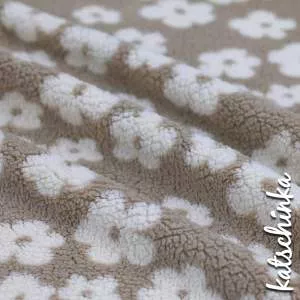teddystoff meterware kaufen, weicher teddystoff online, teddyplüsch stoff für babydecke, teddystoff für jacken nähen, plüschstoff für winterkleidung, fleece stoff für nähprojekte, teddystoff für accessoires, meterware teddystoff online shop, teddystoff fü